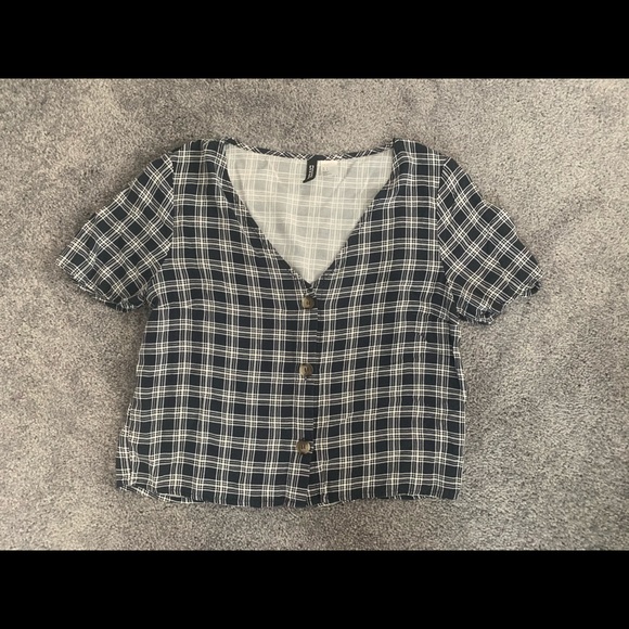 H&M Plaid Crop Top - Picture 1 of 3